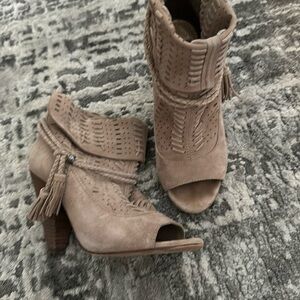 Dolce Vita Booties - Size 7